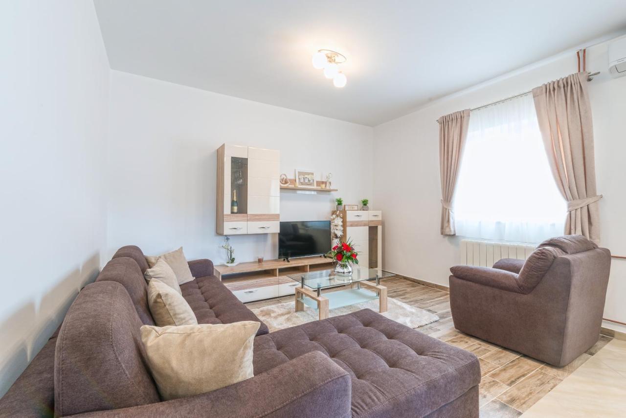 Apartman Tea Privlaka  Exterior photo